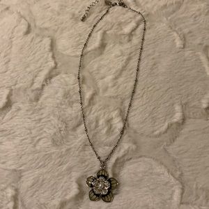 Lia Sophia “Jasmine” Crystal and Resin 16”-19”‎ silver-toned necklace